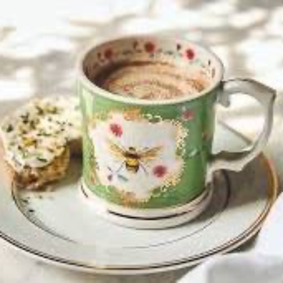 NWT Anthropologie Lou Rota Stoneware Mug Hand Painted Bee - Picture 1 of 2